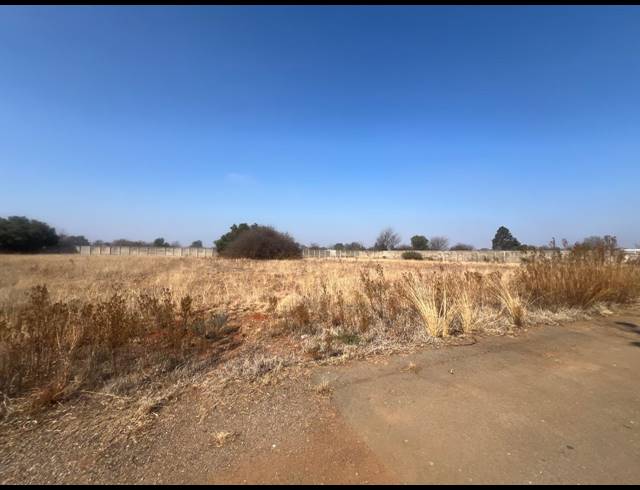 1,244M² VACANT LAND FOR SALE IN KOOKRUS